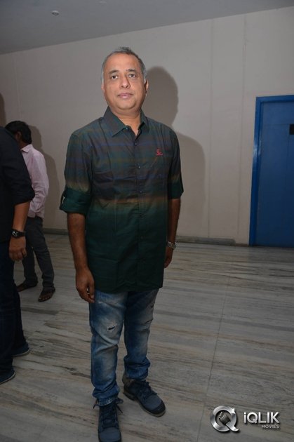 Shatamanam-Bhavati-Movie-Special-Screening-at-Prasad-Labs